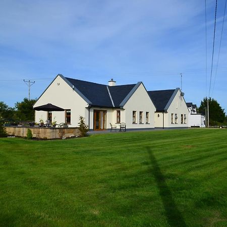 Riverbend Lodge B & B Oughterard Kültér fotó